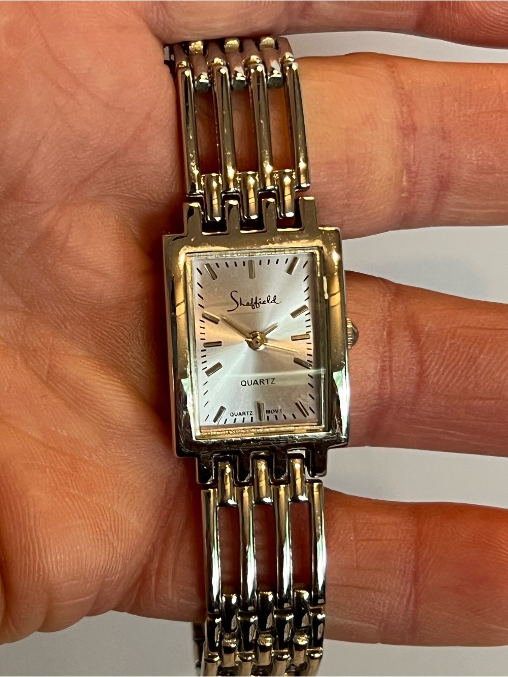 Sheffield Ladies Watch - Picture 2 of 3